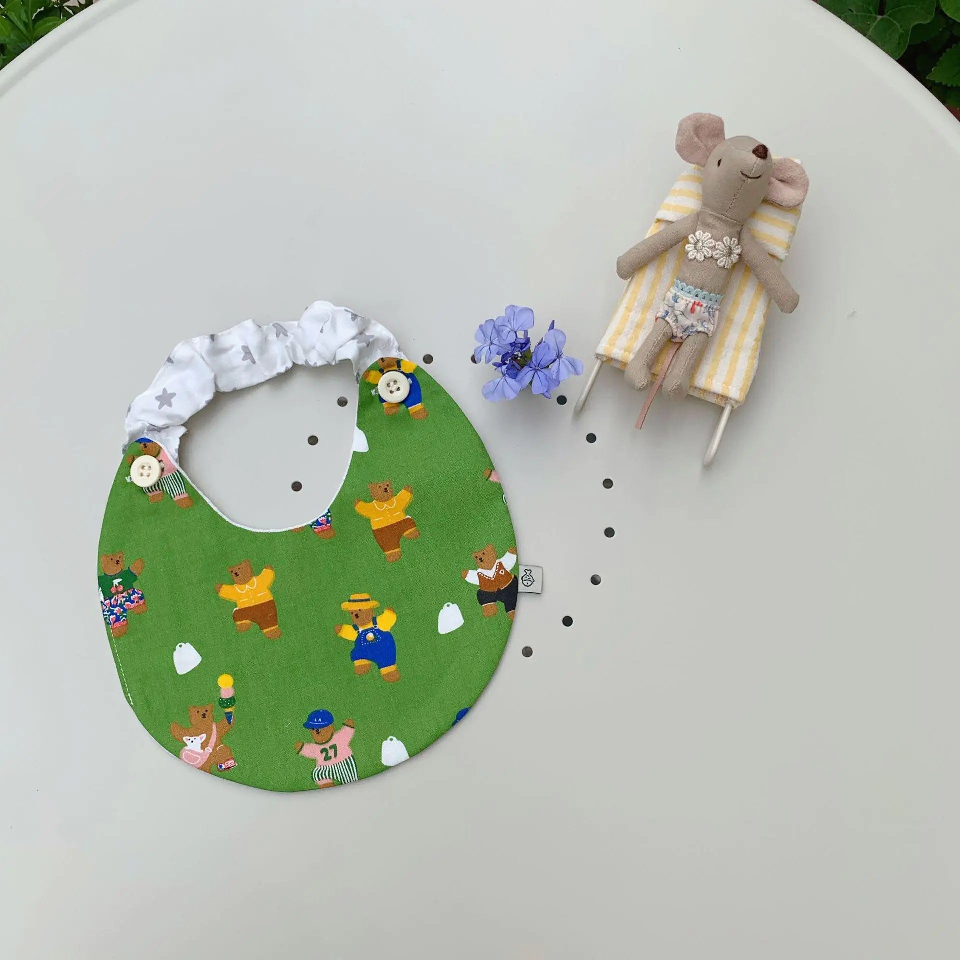 Removable Saliva Towel with Elastic Band for Newborn