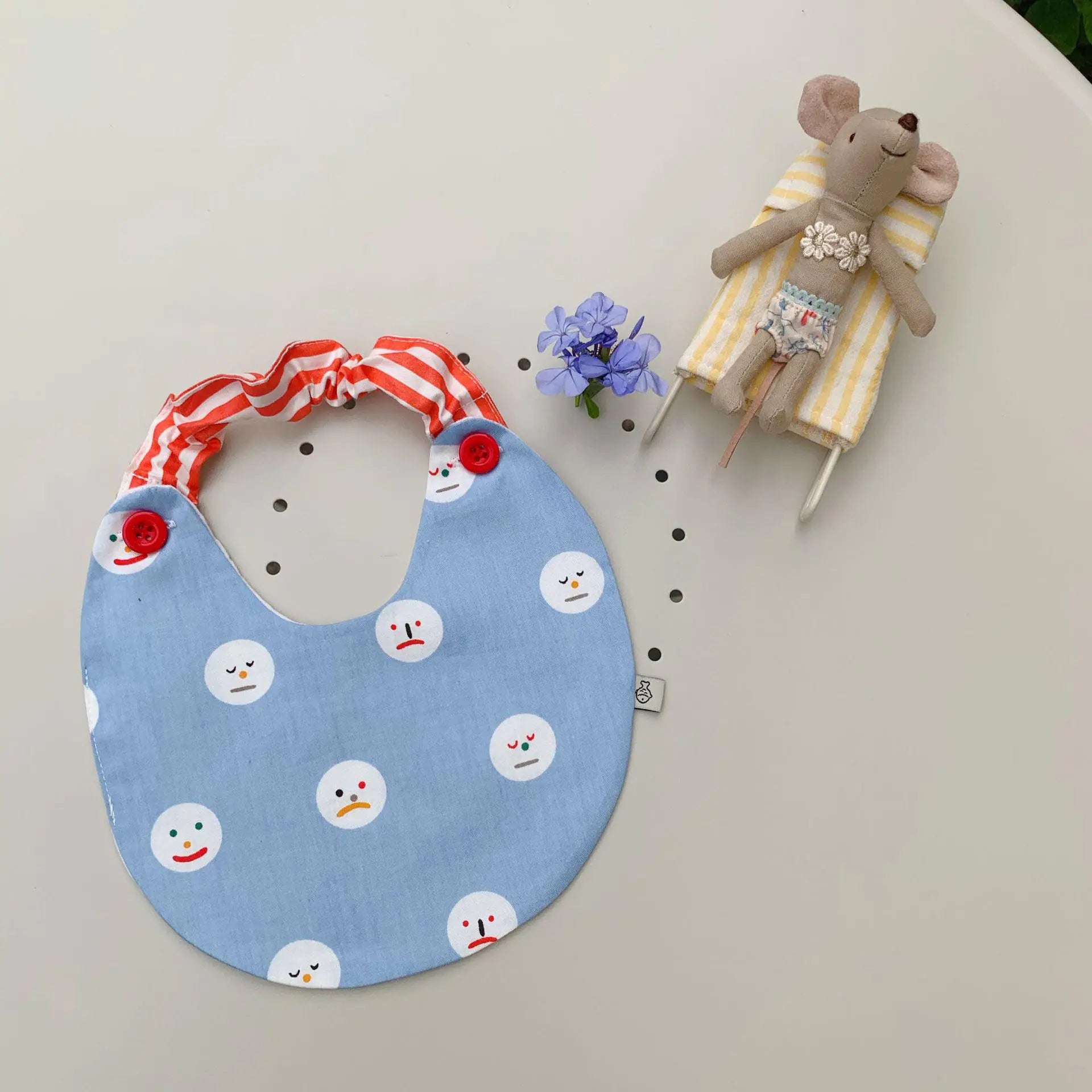 Removable Saliva Towel with Elastic Band for Newborn